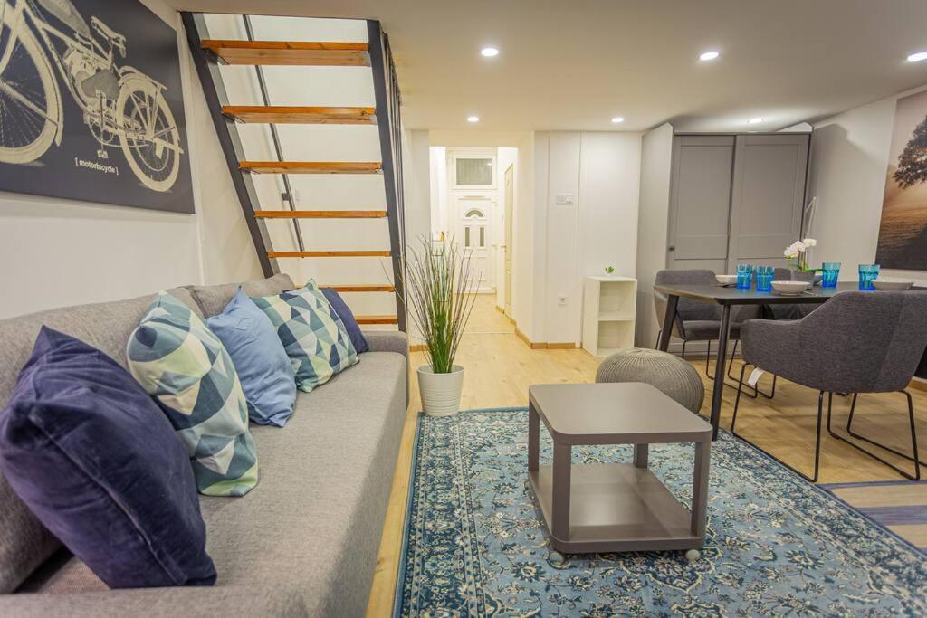 Cosy Flat In The Dob Street - Sapphire Apartment Budapest Exterior photo